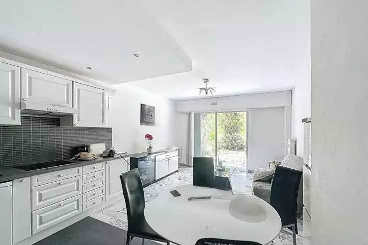Квартира в Каннах, Франция, 43 м² - фото 1