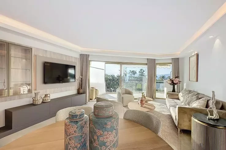 Квартира в Каннах, Франция, 95 м² - фото 1