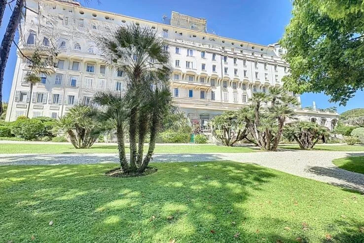 Квартира в Каннах, Франция, 334 м² - фото 1