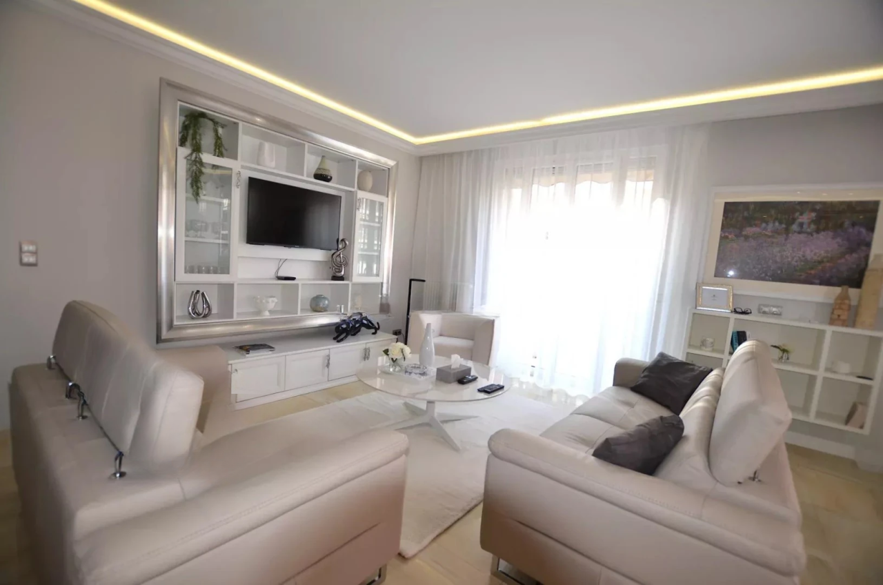 Квартира в Каннах, Франция, 115 м² - фото 1