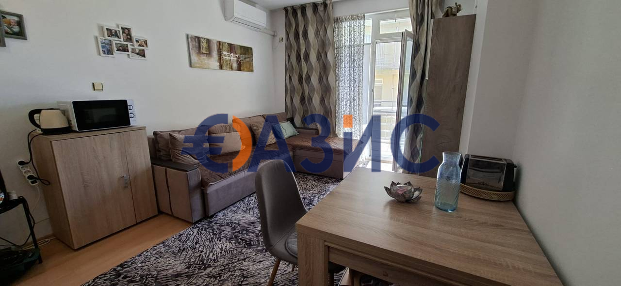Апартаменты на Солнечном берегу, Болгария, 55.9 м² - фото 1