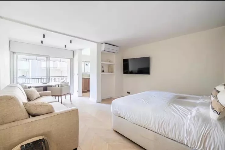 Квартира в Каннах, Франция, 30 м² - фото 1