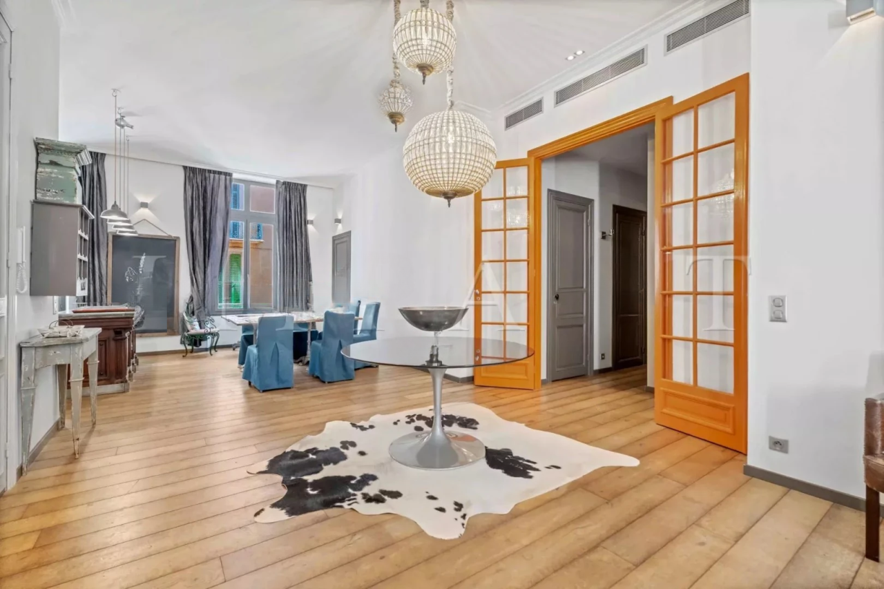 Квартира в Каннах, Франция, 140 м² - фото 1