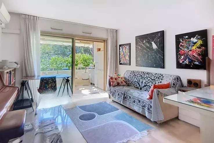 Квартира в Каннах, Франция, 27 м² - фото 1