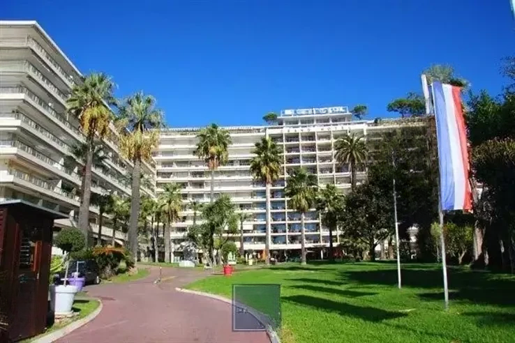 Квартира в Каннах, Франция, 85 м² - фото 1