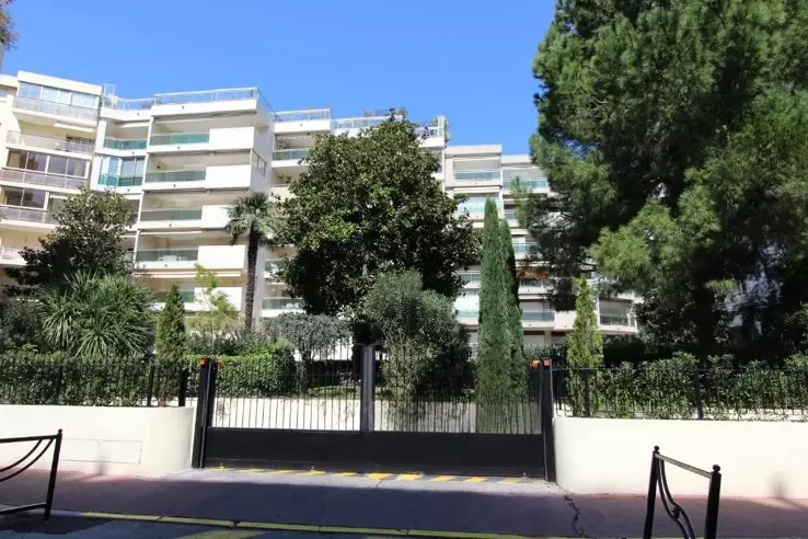 Квартира в Каннах, Франция, 60 м² - фото 2