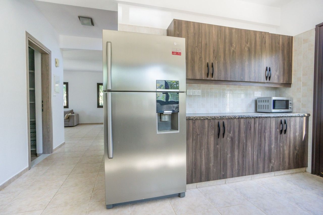 Вилла в Пафосе, Кипр, 220 м² - фото 4