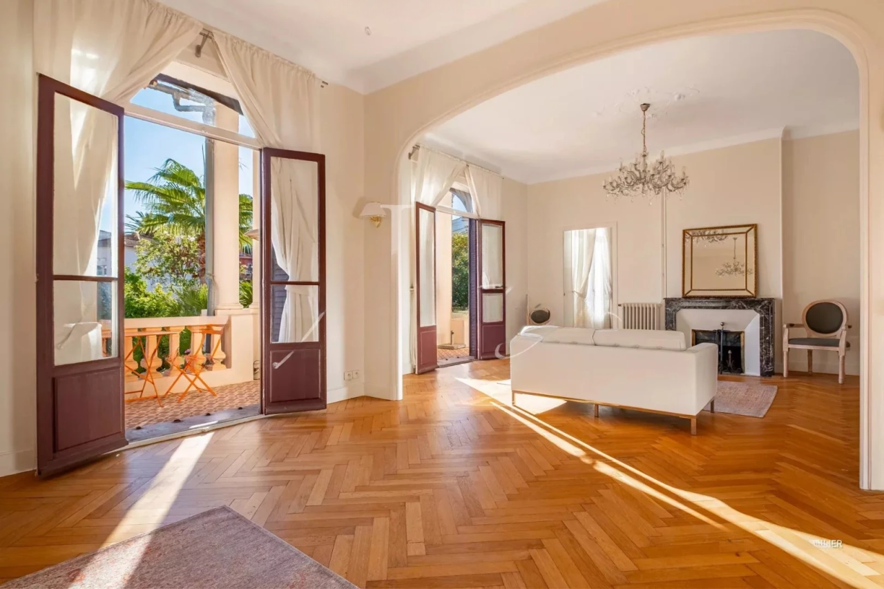 Квартира в Каннах, Франция, 275 м² - фото 3