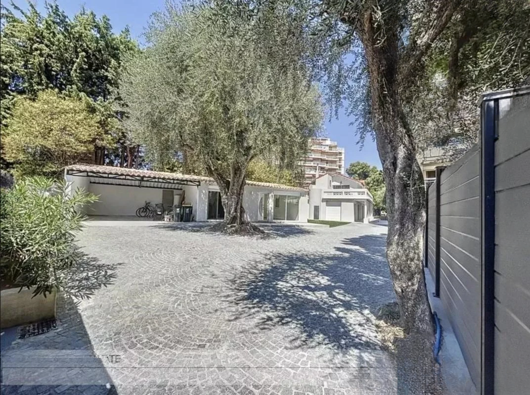 Квартира в Каннах, Франция, 145 м² - фото 3