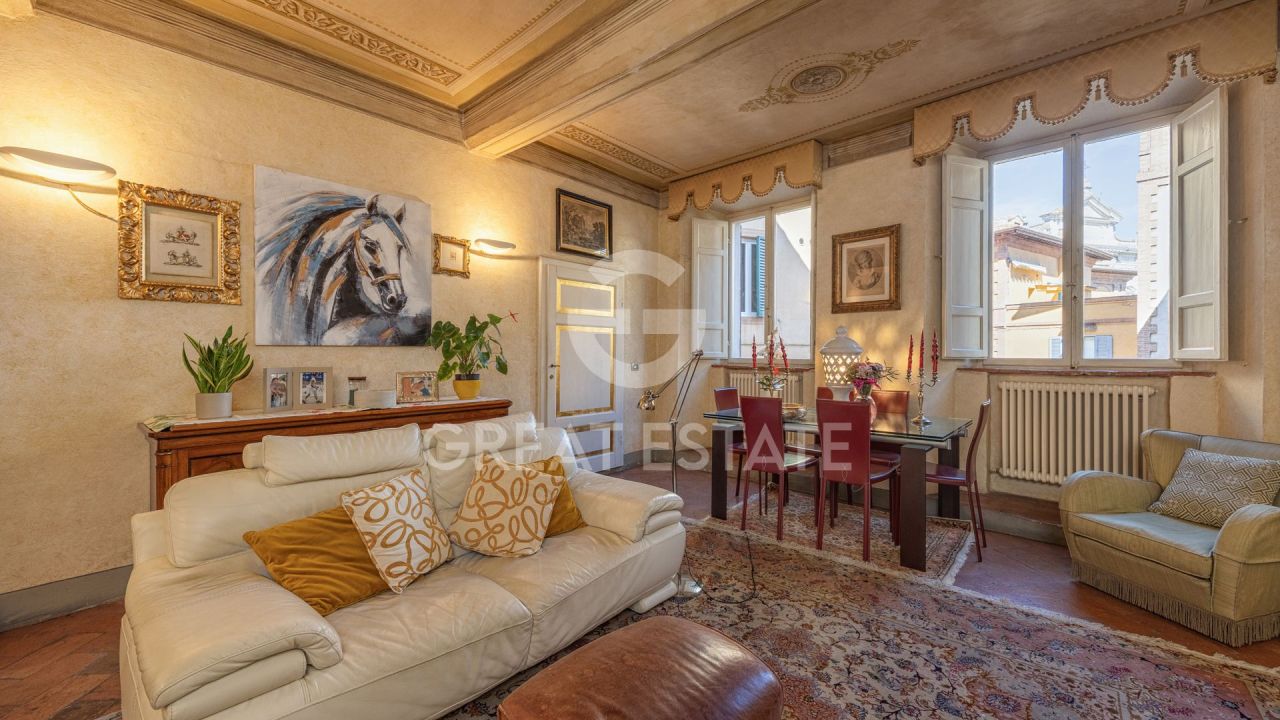 Апартаменты в Сиене, Италия, 179.8 м² - фото 1
