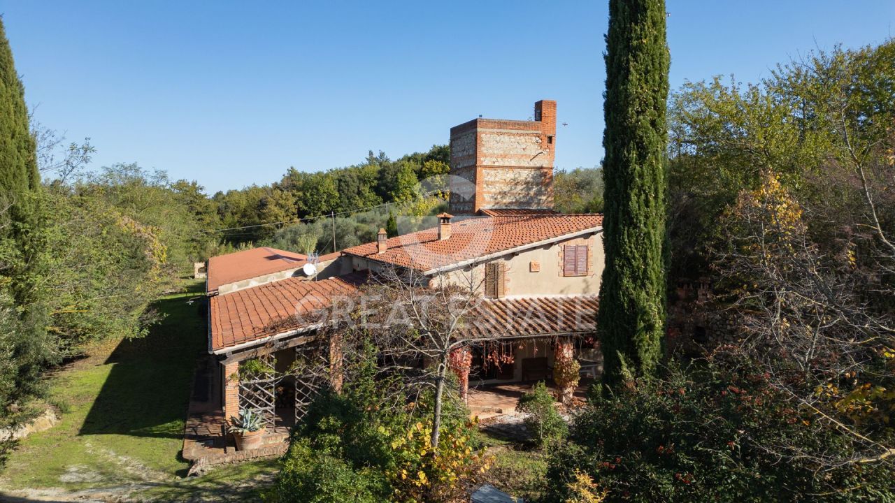 Дом Rapolano Terme, Италия, 533 м² - фото 1