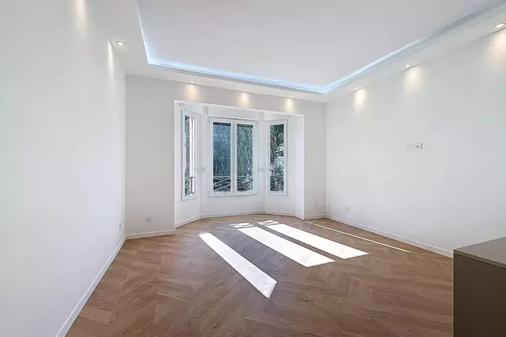 Квартира в Каннах, Франция, 48 м² - фото 2