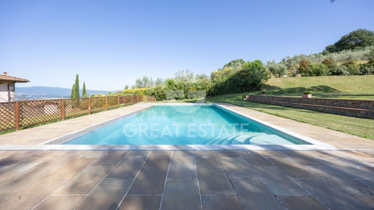 Дом Loro Ciuffenna, Италия, 825 м² - фото 5