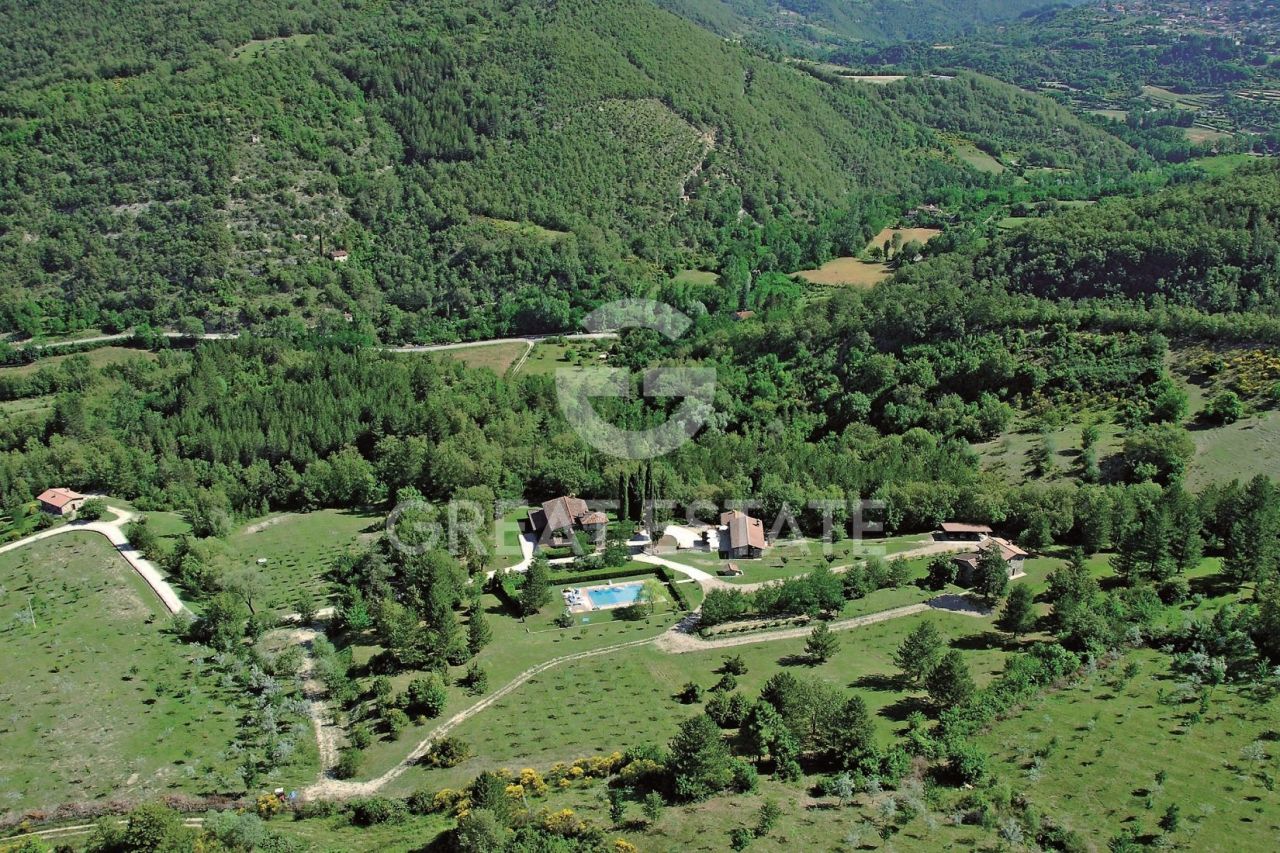 Дом в Кьюси, Италия, 892 м² - фото 5