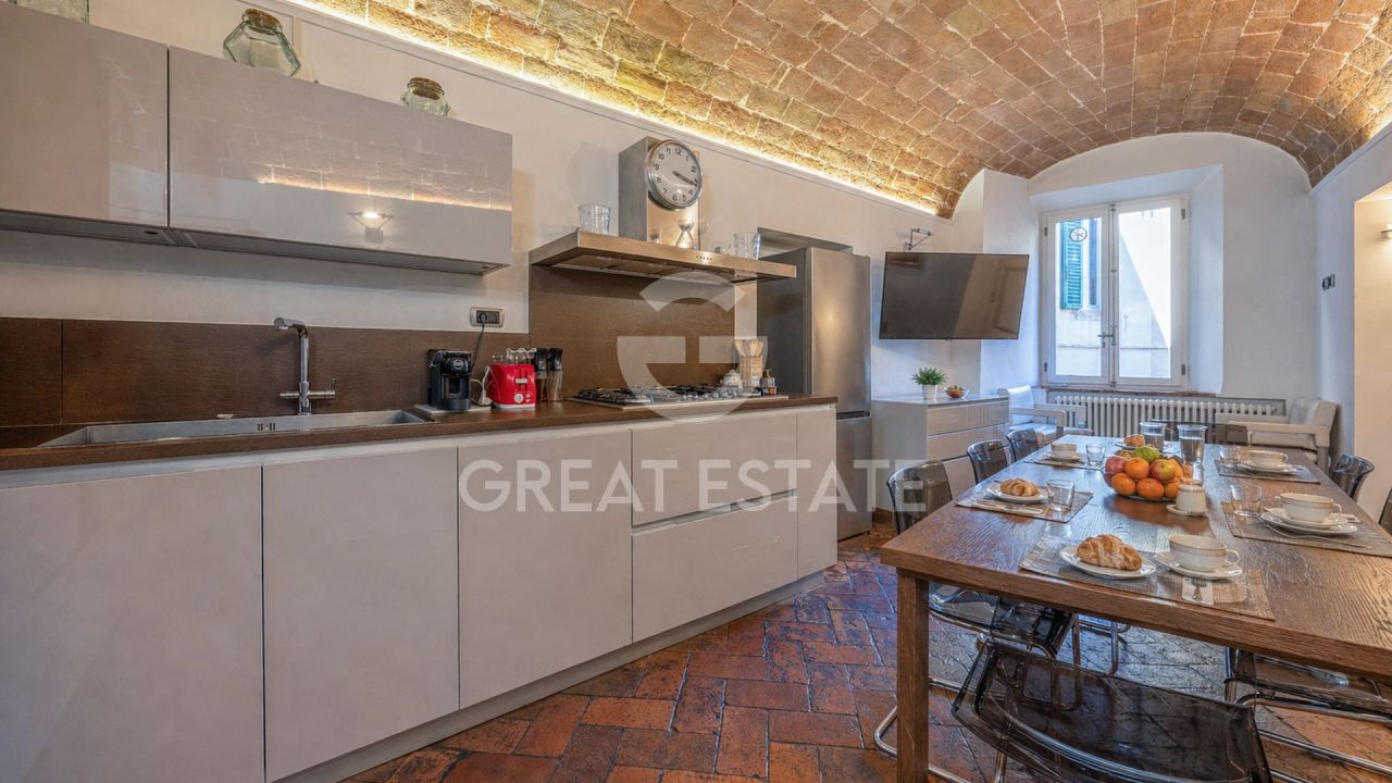 Апартаменты в Сиене, Италия, 179.8 м² - фото 6