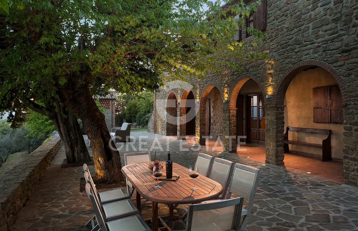 Дом Castelfranco Piandiscò, Италия, 413.8 м² - фото 8