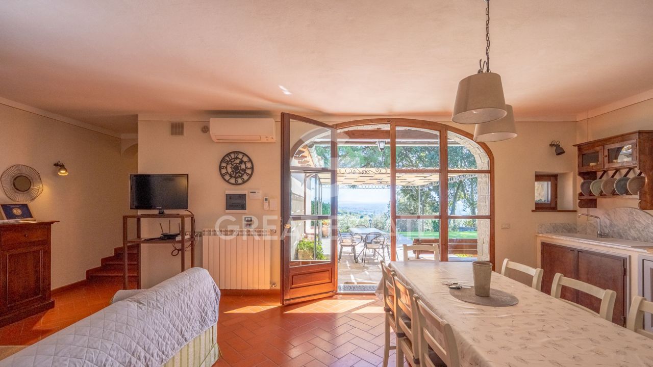 Дом в Кортоне, Италия, 153.25 м² - фото 9