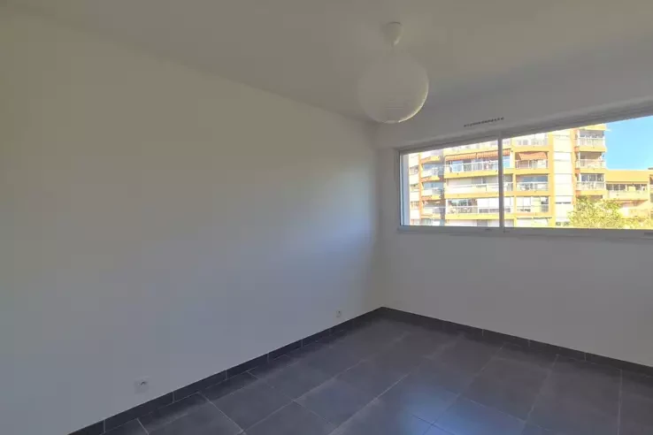 Квартира в Каннах, Франция, 68 м² - фото 2