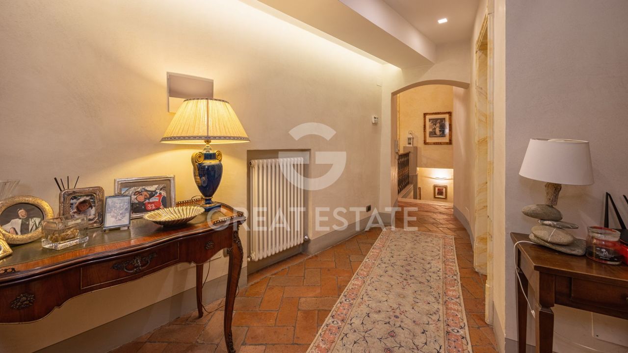 Апартаменты в Сиене, Италия, 179.8 м² - фото 14