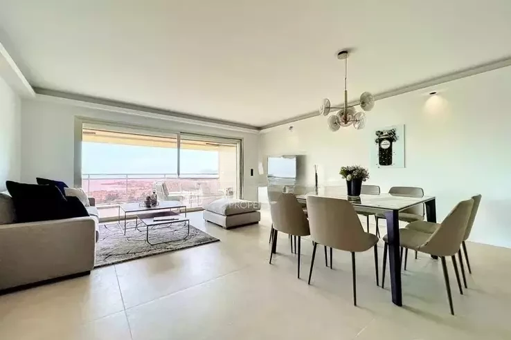 Квартира в Каннах, Франция, 110 м² - фото 2