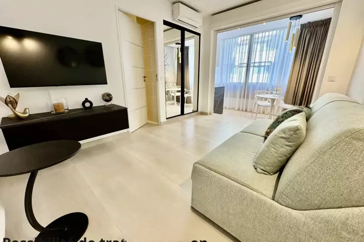 Квартира в Каннах, Франция, 28 м² - фото 2