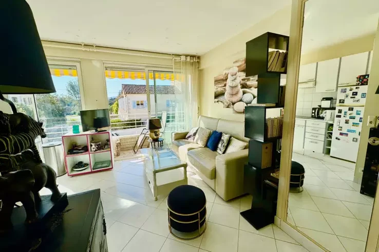 Квартира в Каннах, Франция, 20 м² - фото 2