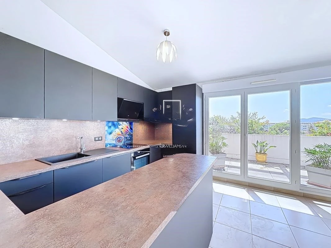 Квартира в Каннах, Франция, 100 м² - фото 4