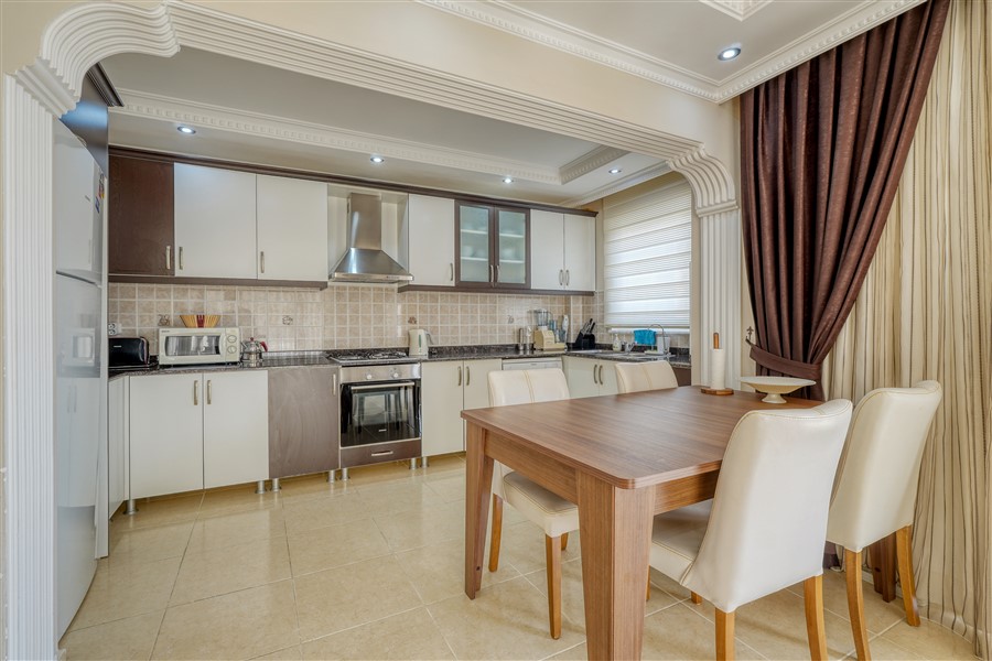 Квартира в Алании, Турция, 110 м² - фото 8