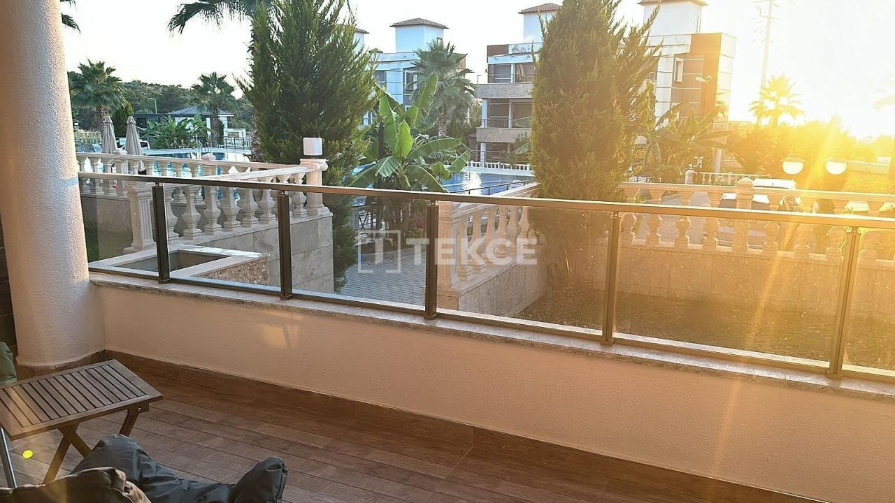 Вилла в Кушадасы, Турция, 300 м² - фото 14