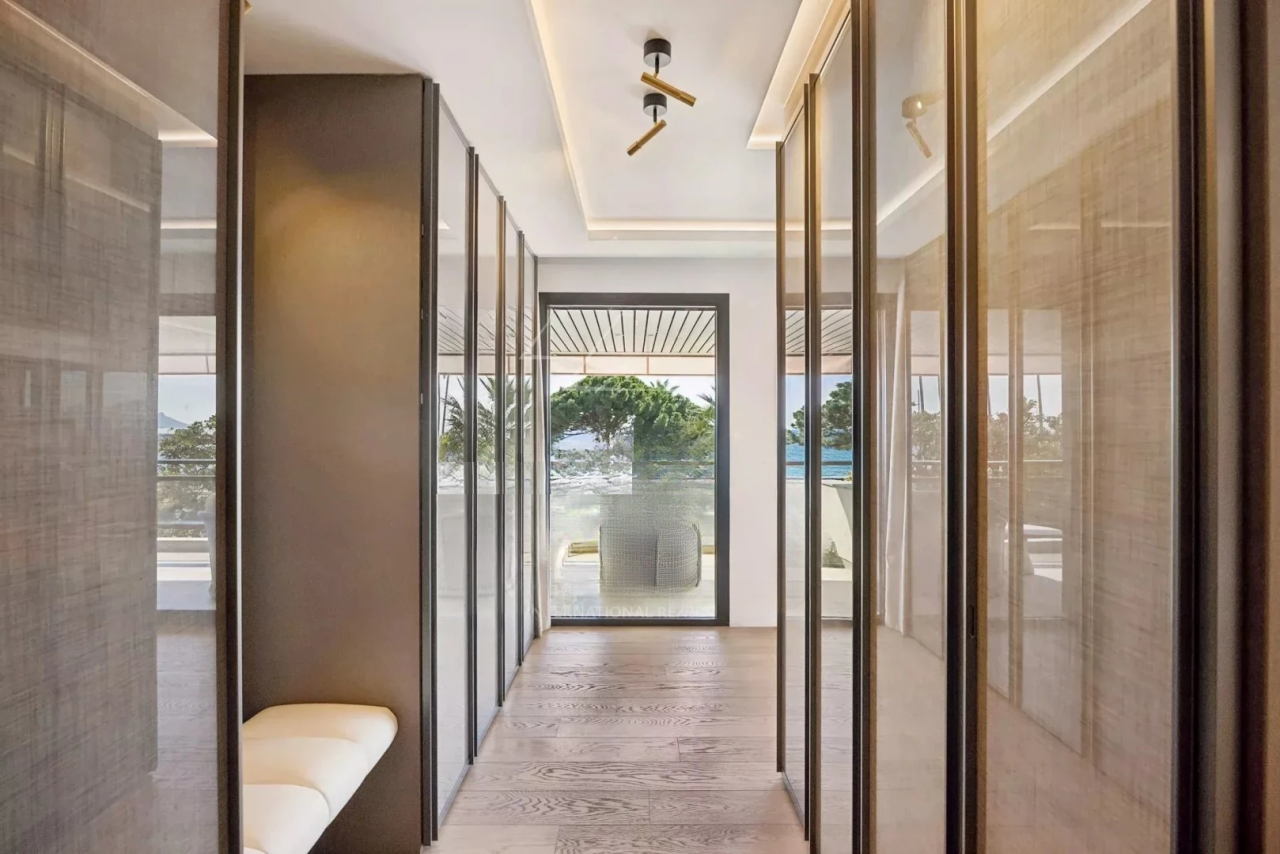 Квартира в Каннах, Франция, 324 м² - фото 10