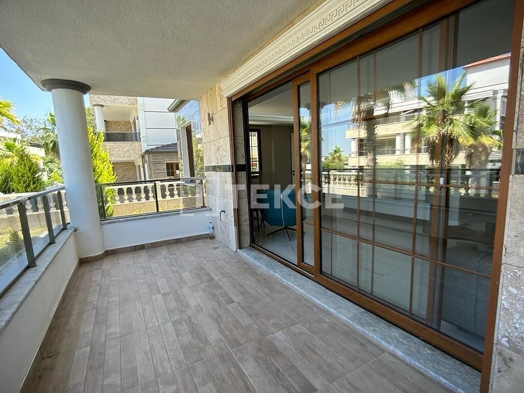 Вилла в Кушадасы, Турция, 300 м² - фото 16
