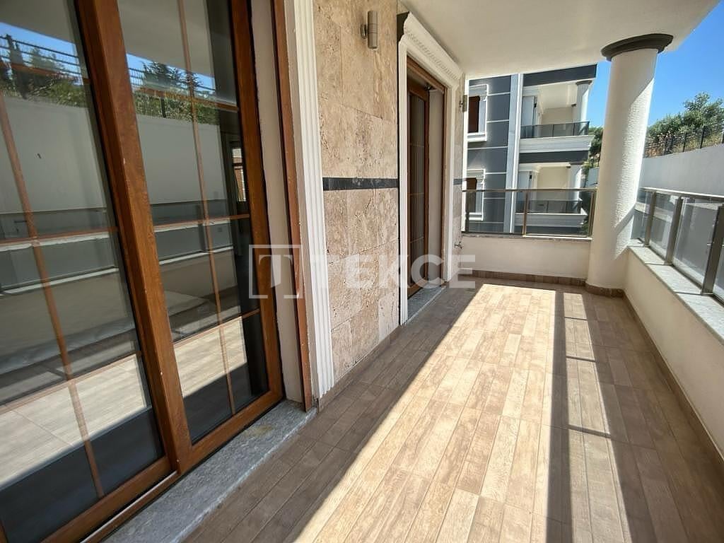 Вилла в Кушадасы, Турция, 300 м² - фото 18