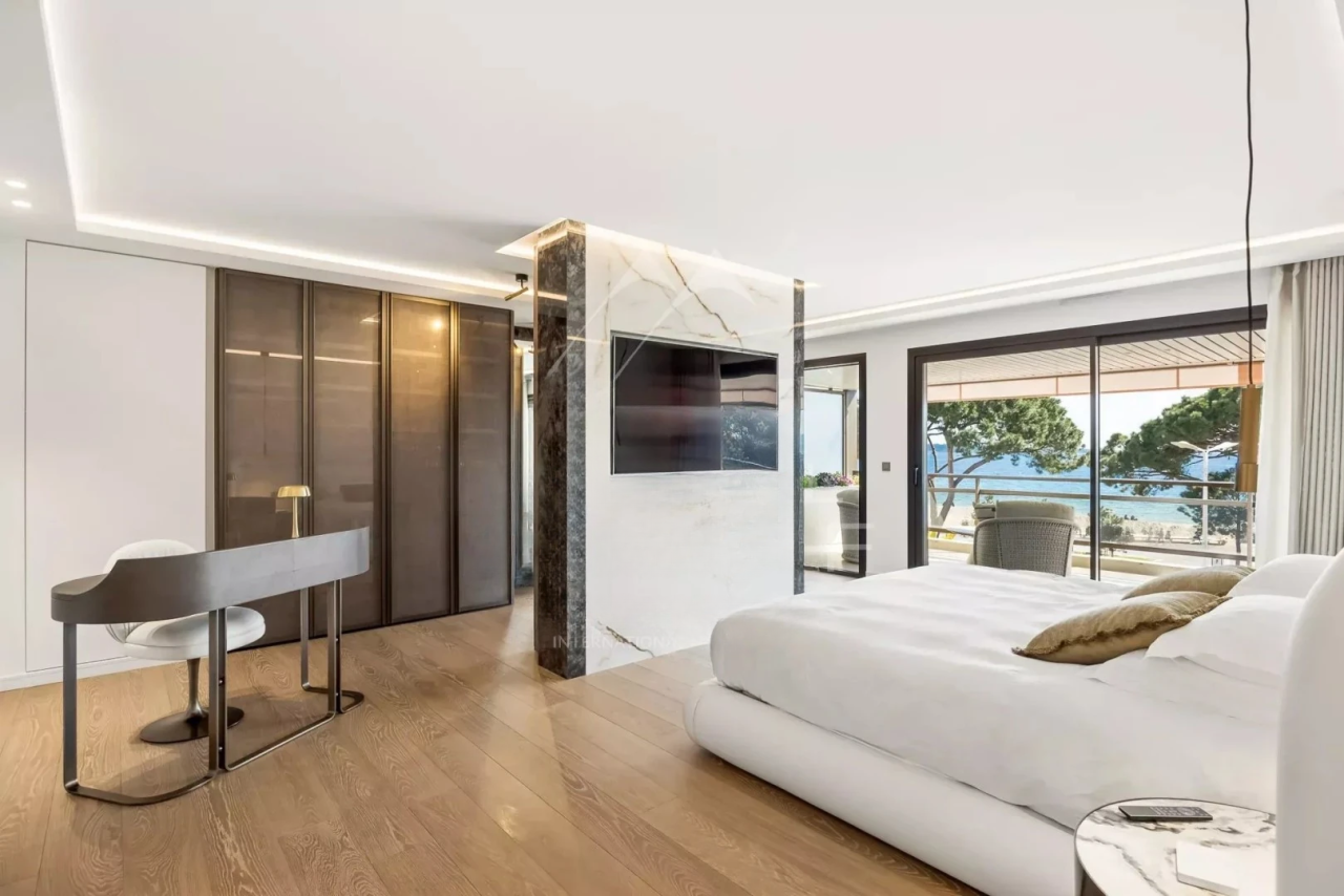 Квартира в Каннах, Франция, 324 м² - фото 11
