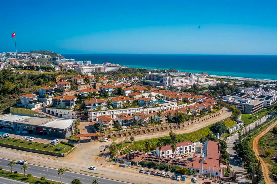 Вилла в Конаклы, Турция, 300 м² - фото 1