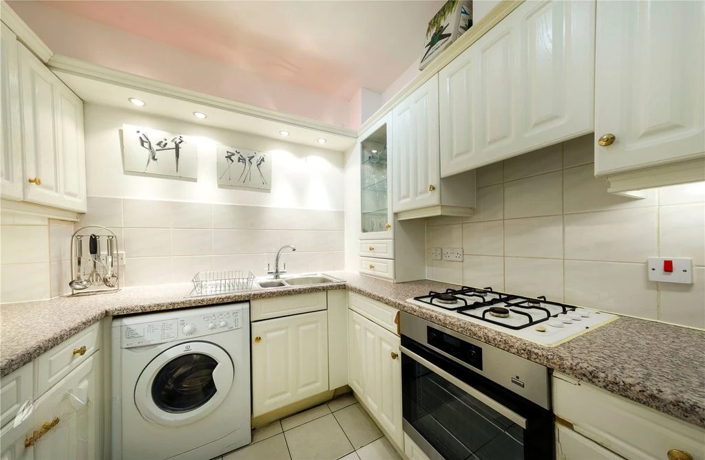 Квартира в Лондоне, Великобритания, 39 м² - фото 1