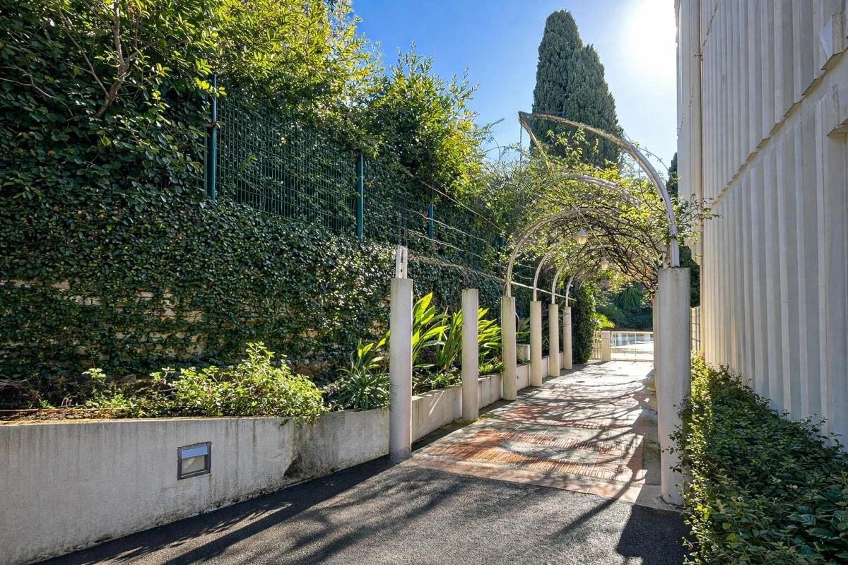 Квартира в Каннах, Франция, 147 м² - фото 1
