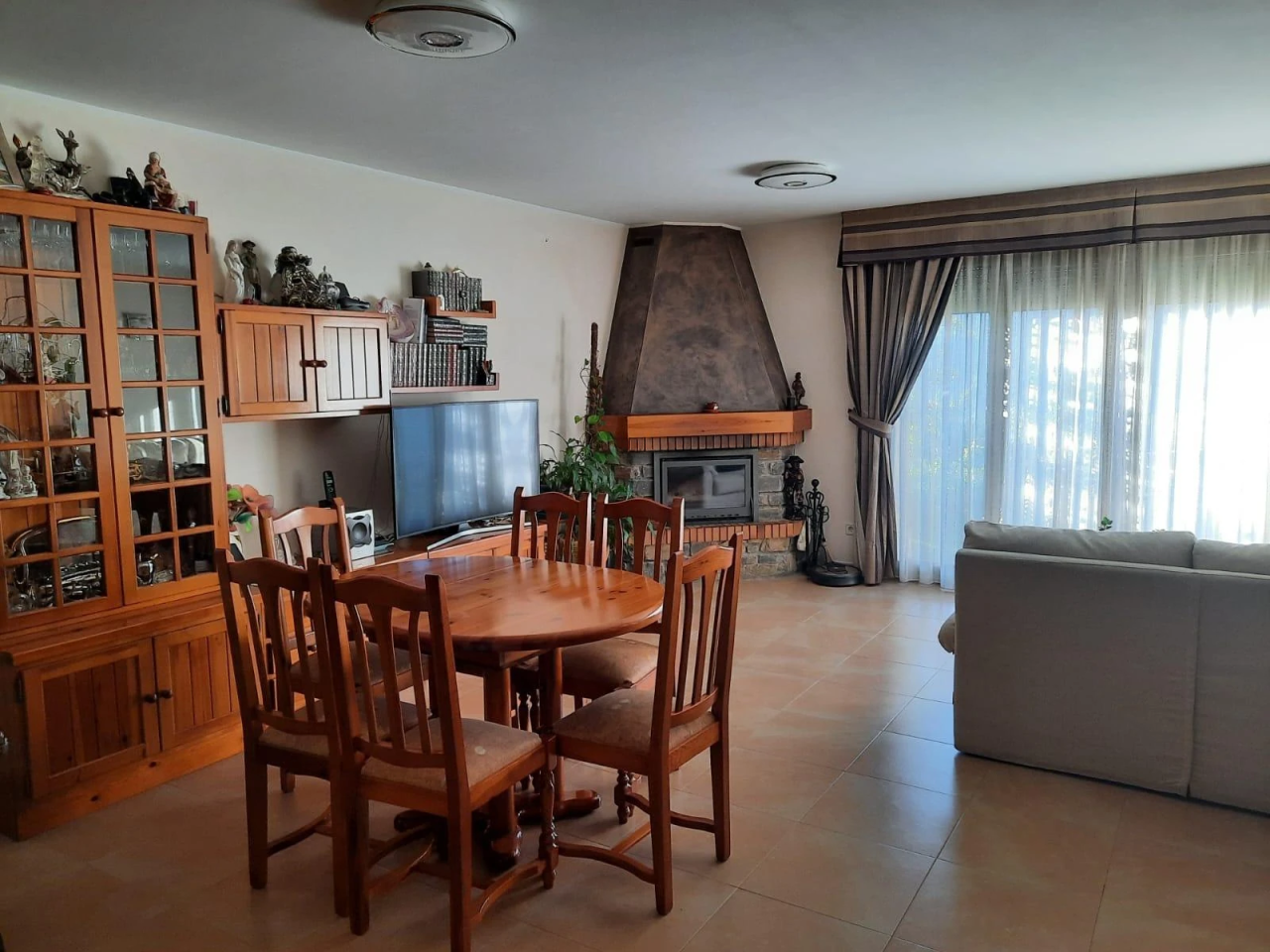 Квартира в Андорра-ла-Велье, Андорра, 220 м² - фото 1