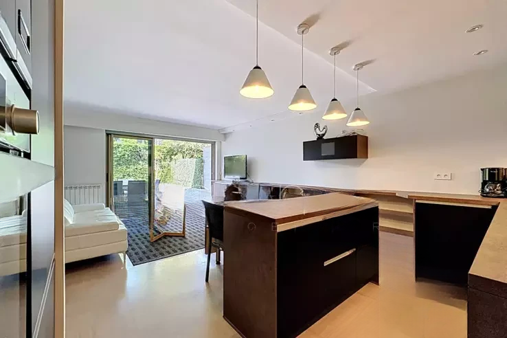 Квартира в Каннах, Франция, 60 м² - фото 1
