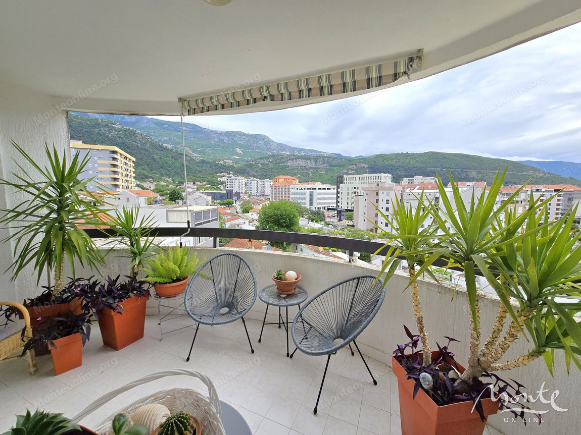 Апартаменты в Будве, Черногория, 76 м² - фото 1