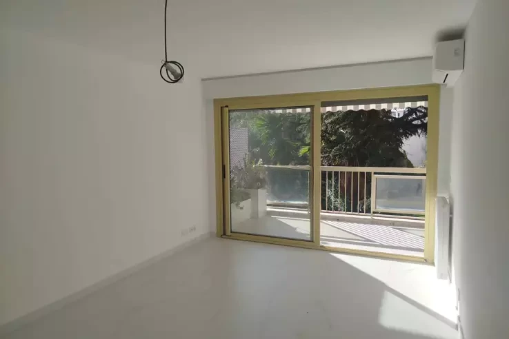Квартира в Каннах, Франция, 61 м² - фото 2