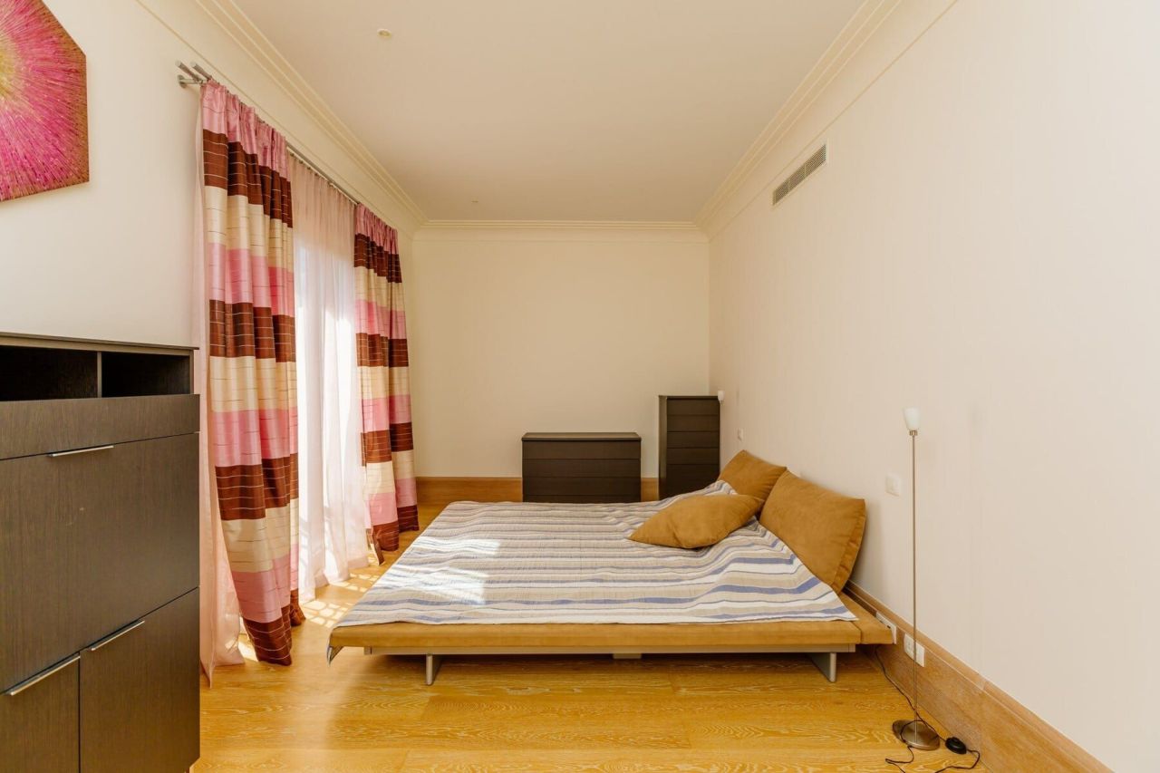 Апартаменты в Тивате, Черногория, 240 м² - фото 9