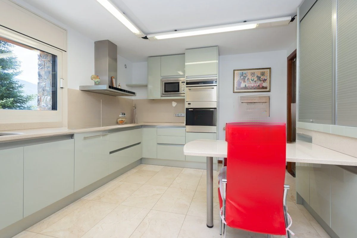 Квартира в Эскальдесе, Андорра, 586 м² - фото 7