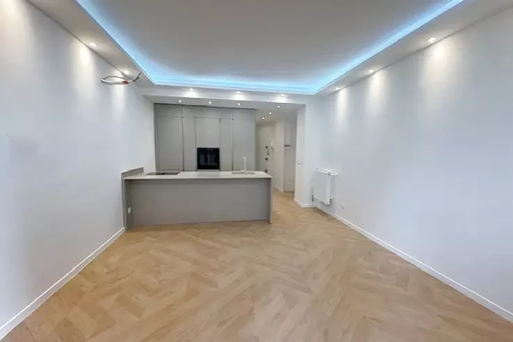 Квартира в Каннах, Франция, 48 м² - фото 1