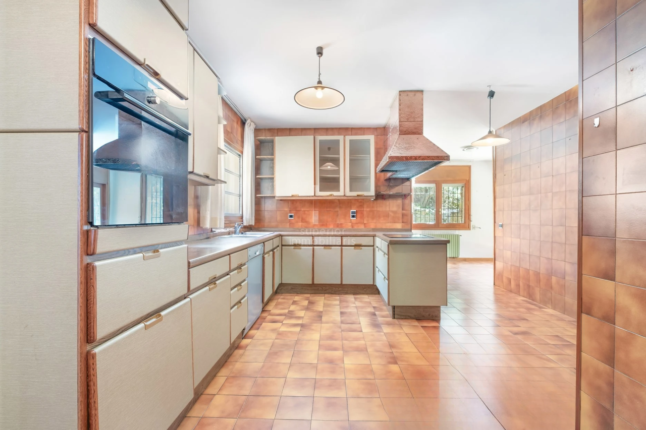 Квартира в Сан-Жулиа-де-Лории, Андорра, 347 м² - фото 2