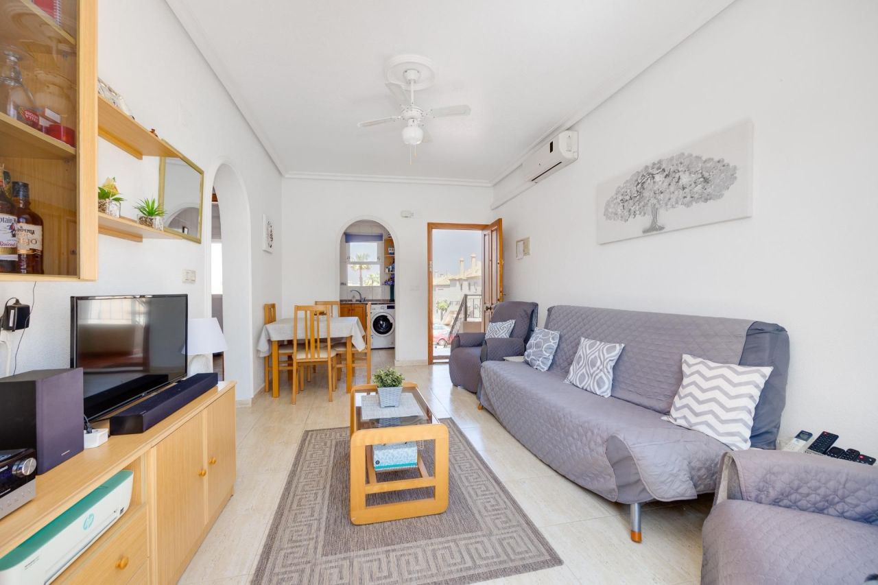 Бунгало в Торревьехе, Испания, 50 м² - фото 5