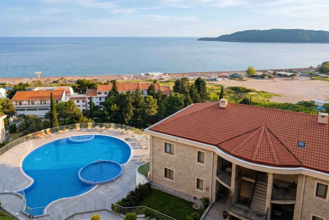 Квартира в Бечичи, Черногория, 72 м² - фото 2