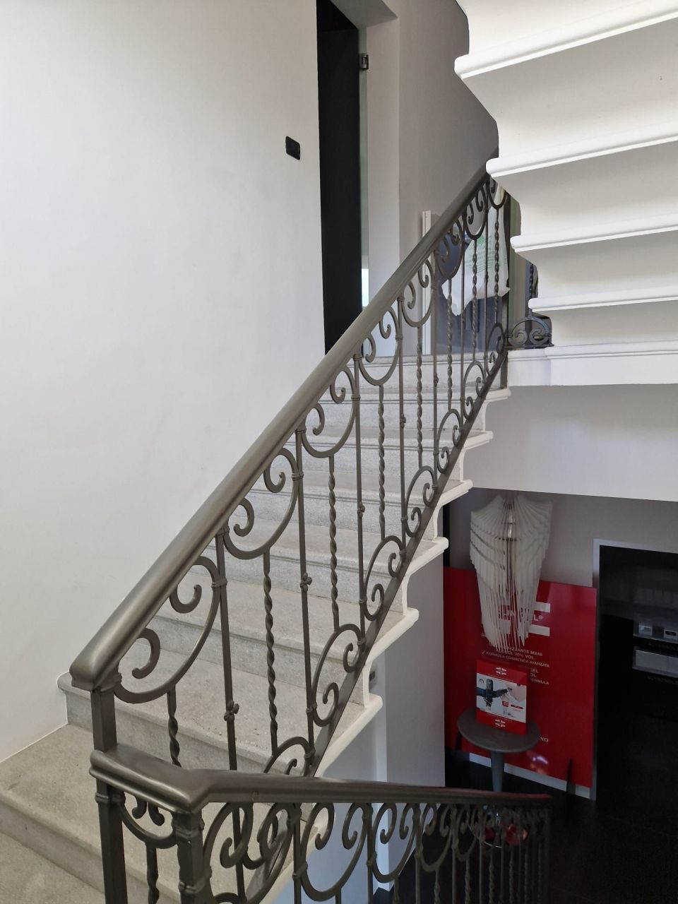 Доходный дом в Комо, Италия, 500 м² - фото 13