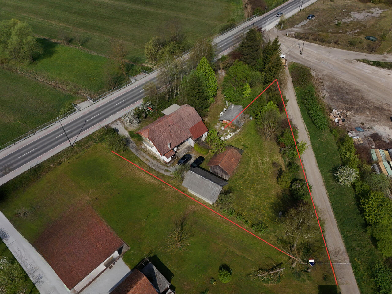 Земля в Любляне, Словения, 1 111 м² - фото 1