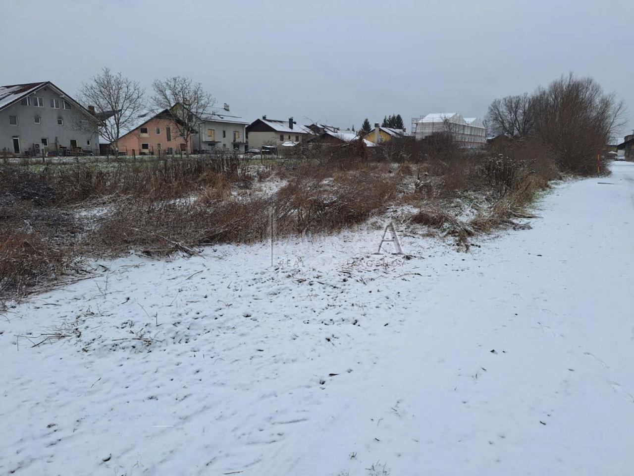 Земля в Любляне, Словения, 506 м² - фото 1