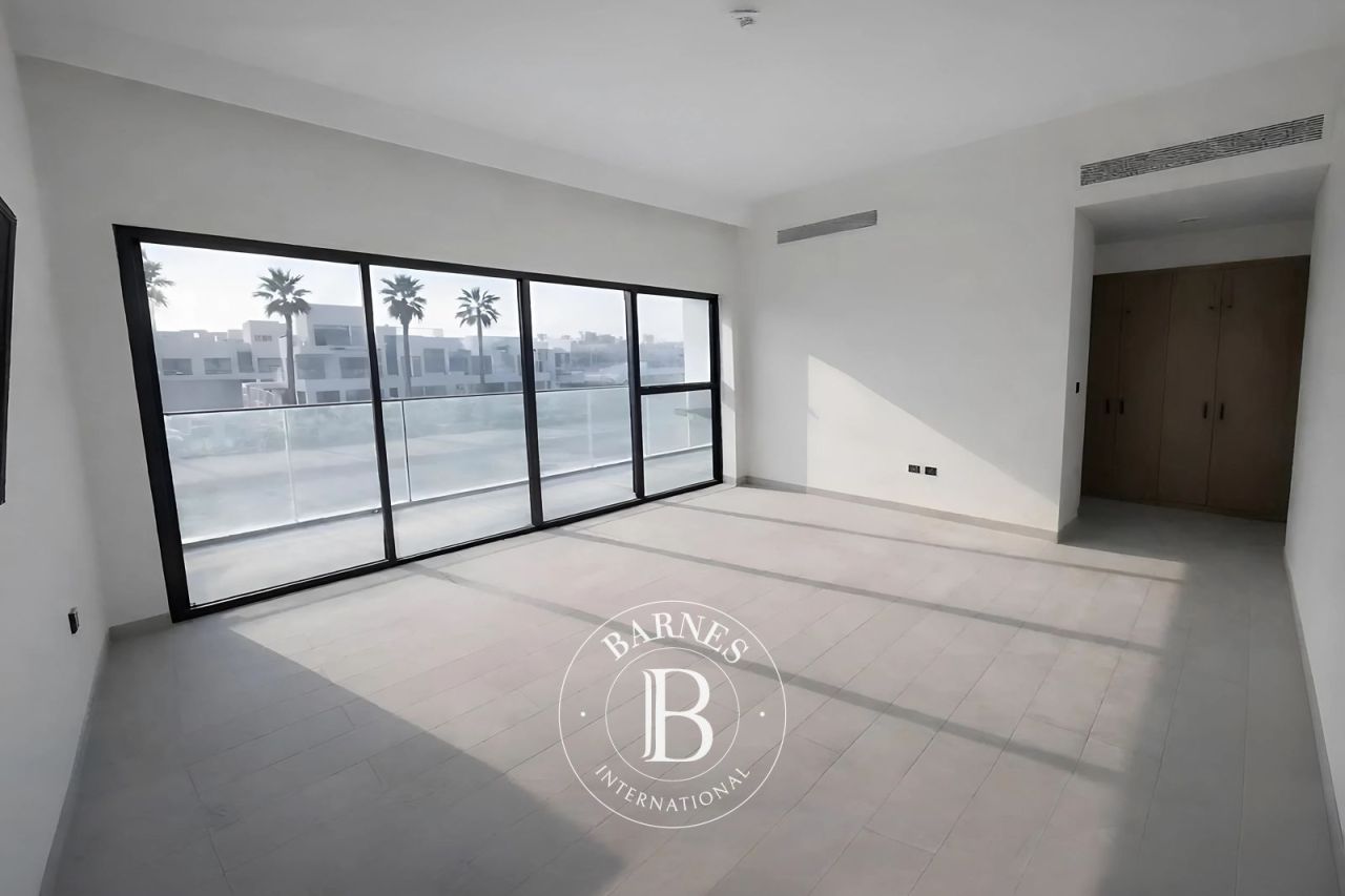 Вилла в Дубае, ОАЭ, 379.7 м² - фото 5